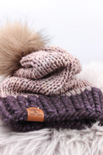 Load image into Gallery viewer, Elfie Beanie