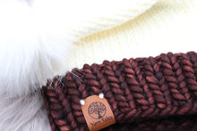Load image into Gallery viewer, Elfie Beanie