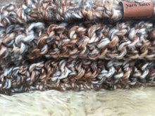 Load image into Gallery viewer, Hazel Twirl Baby Blanket & Hat