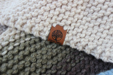 Load image into Gallery viewer, Seashore Baby Blanket & Hat