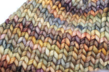 Load image into Gallery viewer, Emer Beanie
